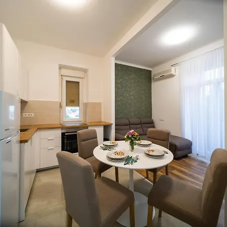 Brunea Rijeka Exterior foto